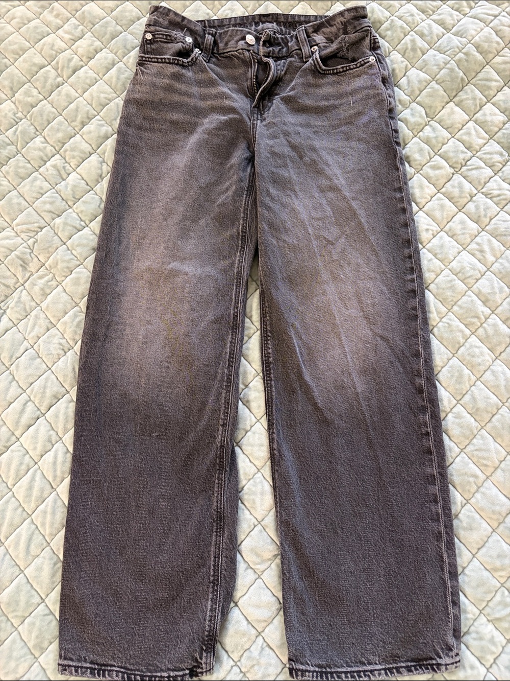 American Eagle Outfitters Women's Straight-Leg Jeans in Washed Black